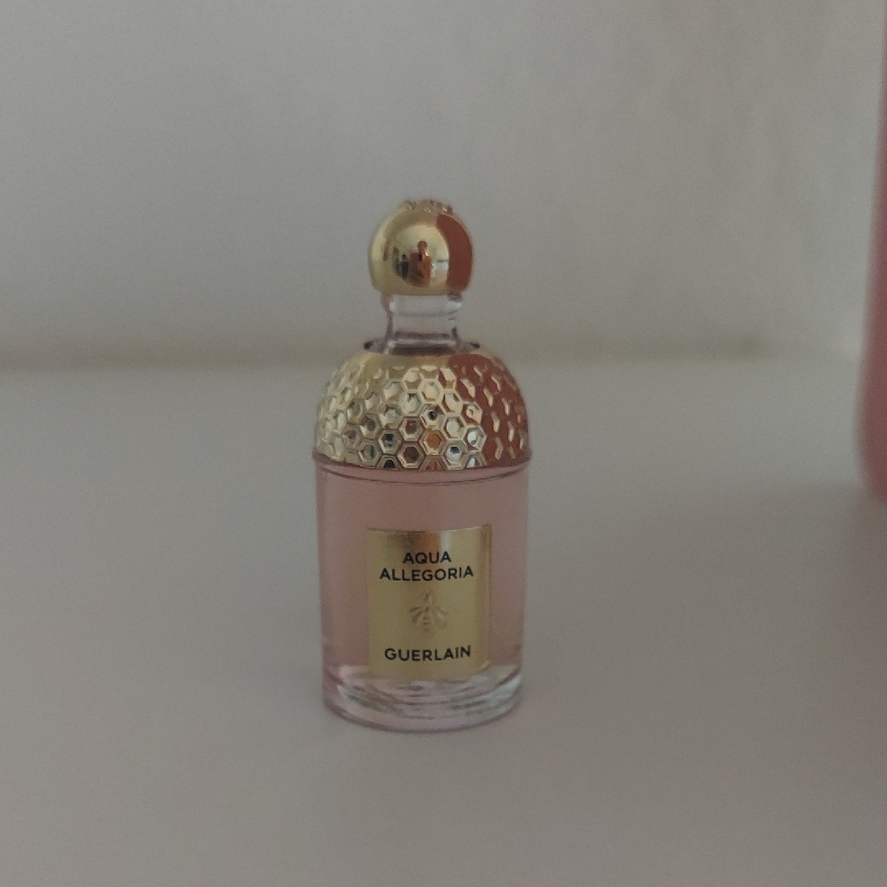 MINI Guerlain Aqua Allegoria in Pink and Gold